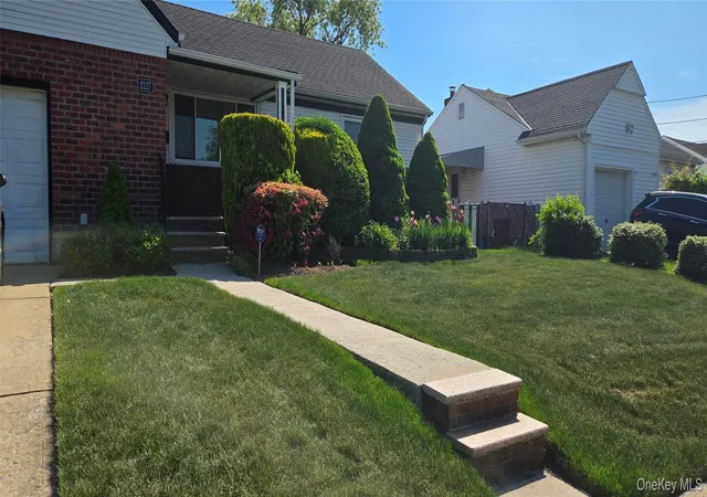 2nd image of 2127 Leighton Rd, Hempstead, NY 11003 | MLS# 1001947
