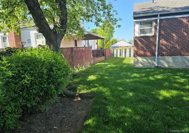 27th image of 2127 Leighton Rd, Hempstead, NY 11003 | MLS# 1001947
