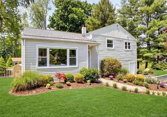 2nd image of 2435 Susan Ct, Yorktown Heights, NY 10598 | MLS# 1001982