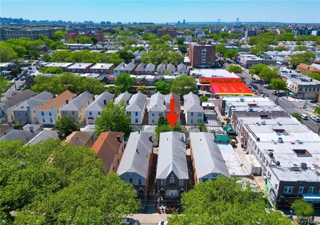 39th image of 2118 E 27th St, New York, NY 11229 | MLS# 1001985