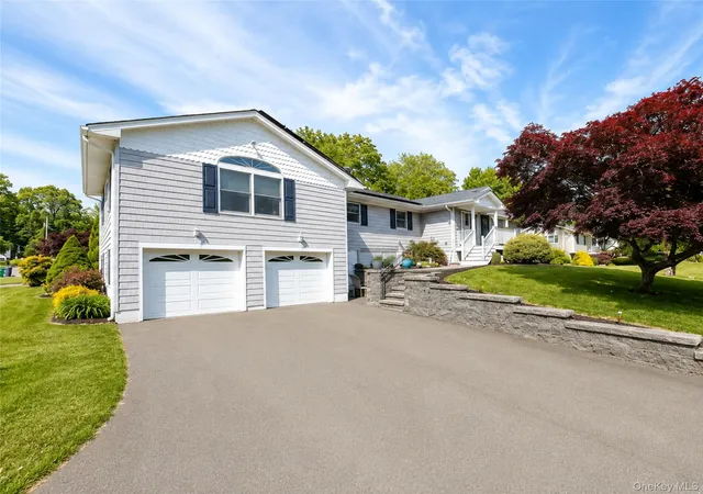 Photo 2 of Sale Pending at 14 Esther Ave, Clarkstown, NY 10920 | MLS# 1001986 | Listing updated on 2026-08-27