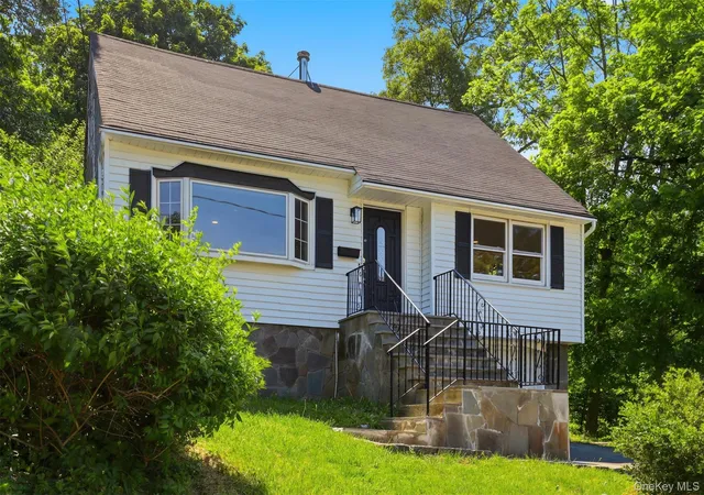 Homes for sale in Ossining, NY | 24 Fuller Rd, Ossining, NY 10562 | MLS# 1001998
