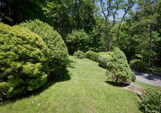 30th image of 32 Lookout Rd, Tuxedo Park, NY 10987 | MLS# 1002031