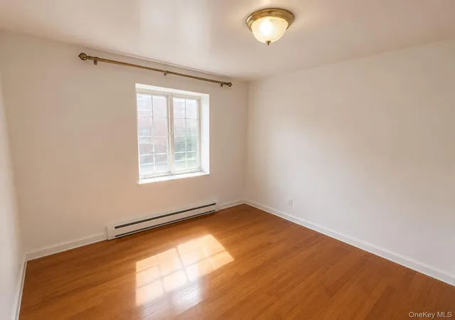 3rd image of 35-06 Leavitt St #4F, Flushing, NY 11354 | MLS# 1002033