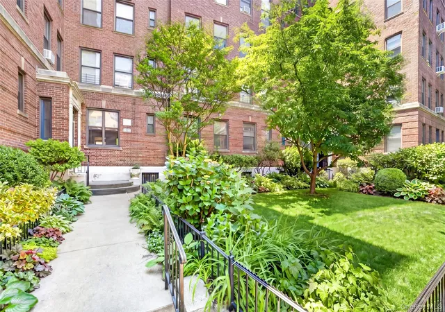 Photo 3 of Condo for sale at 37 32 80th Street #1, New York, NY 11372 | MLS# 1002055 | Listing updated on 2026-09-05