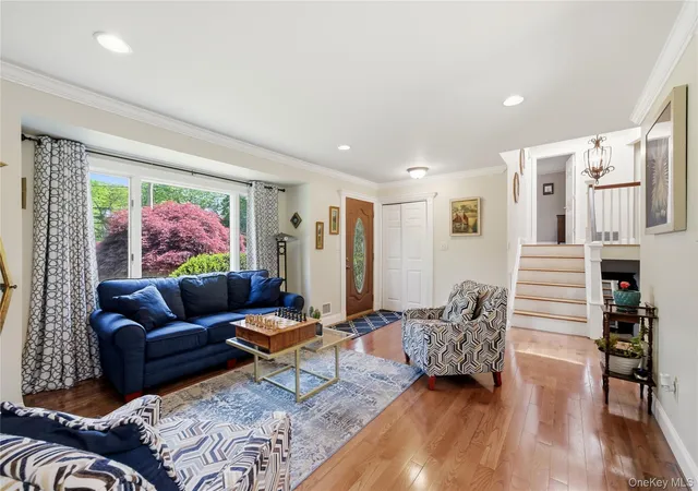 4th image of 6 Paula St, East Northport, NY 11731 | MLS# 1002093