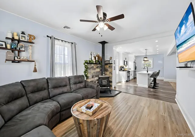 3rd image of 2738 Miller Ave, Hempstead, NY 11572 | MLS# 1002097