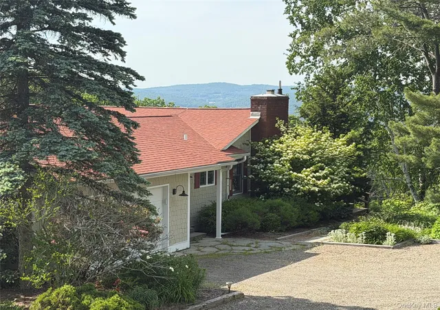 Homes for sale in Hillsdale, NY | 523 Breezy Hill Rd, Hillsdale, NY 12529 | MLS# 1002103