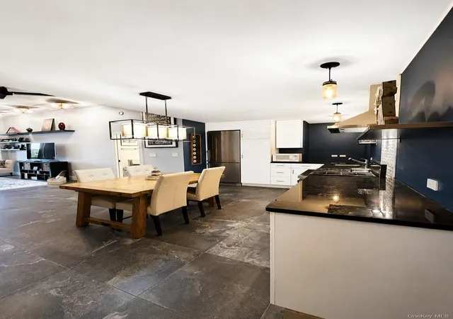 Homes for sale in New York, NY | 10 Bay Street Landing #7K, New York, NY 10301 | MLS# 1002122