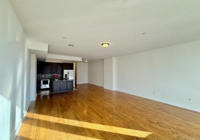 Homes for sale in New York, NY | 90 Bay Street Landing #2G, New York, NY 10301 | MLS# 1002126