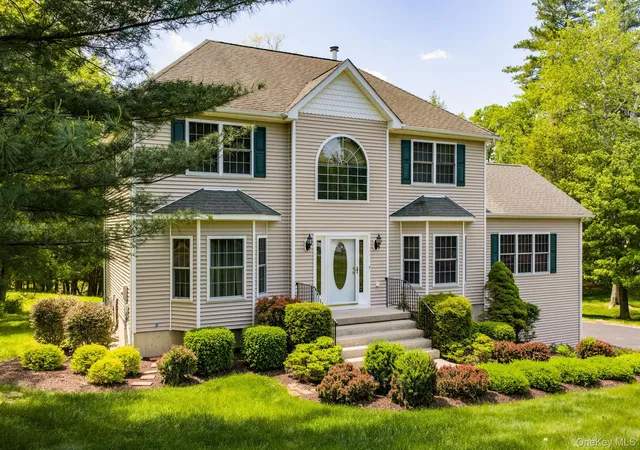 2nd image of 41 Philip Dr, Montgomery, NY 12549 | MLS# 1002140