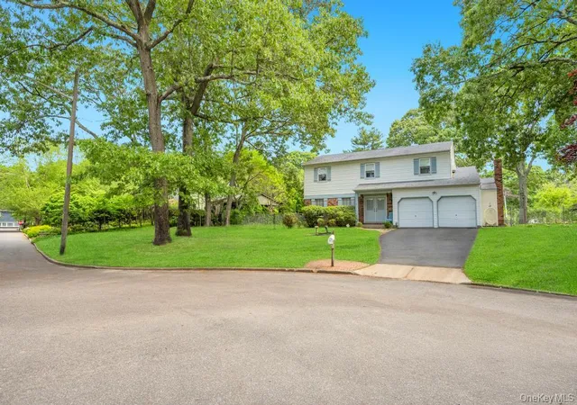 2nd image of 32 Chatham Woods Dr, Centereach, NY 11720 | MLS# 1002144