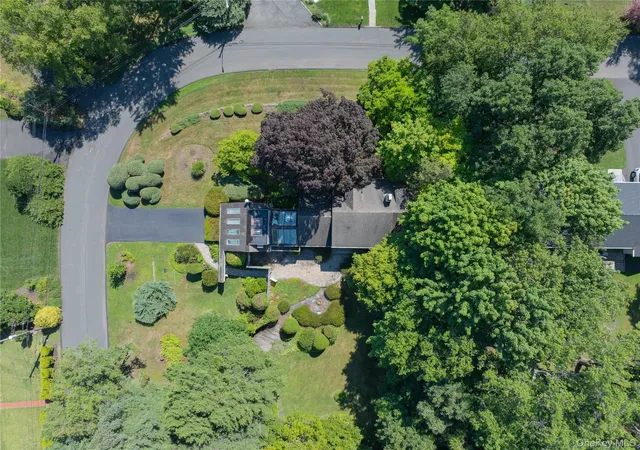 Photo 3 of Sale Pending at 11 Wheeler Pl E, Clarkstown, NY 10994 | MLS# 1002160 | Listing updated on 2026-08-20