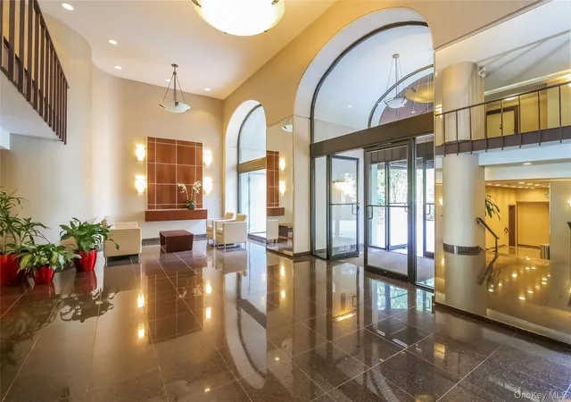 Homes for sale in White Plains, NY | 15 Stewart Pl #1A, White Plains, NY 10603 | MLS# 1002162