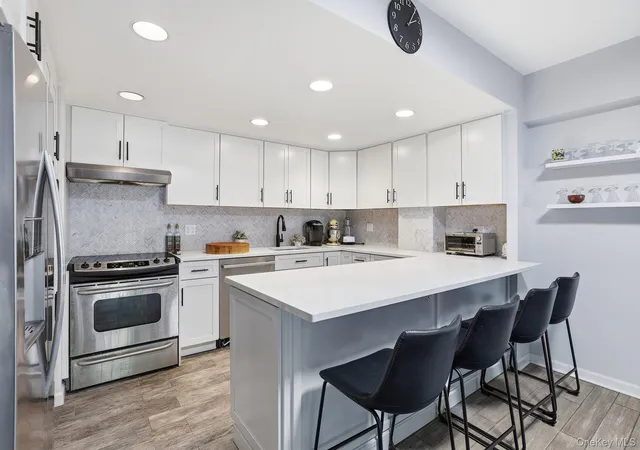 Homes for sale in White Plains, NY | 15 Stewart Pl #1A, White Plains, NY 10603 | MLS# 1002162