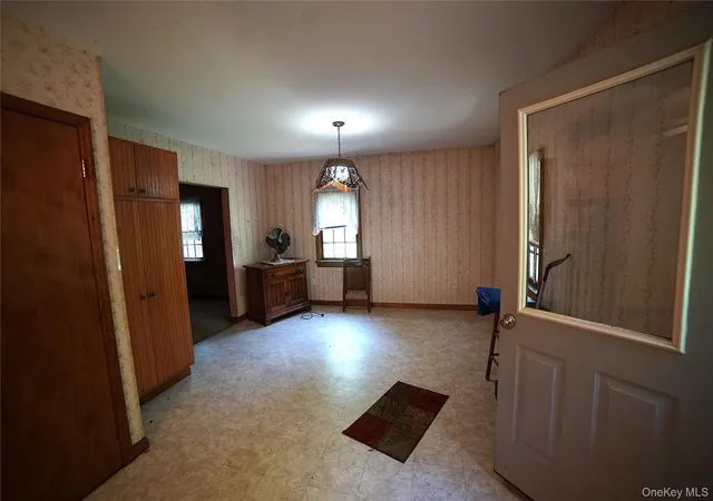 Homes for sale in Woodbury, NY | 3 Jefferson St, Woodbury, NY 10930 | MLS# 1002174
