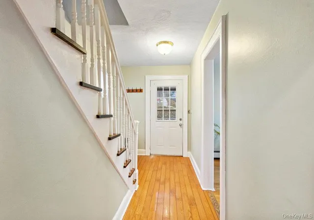 4th image of 43 Van Nostrand Ave, North Hempstead, NY 11024 | MLS# 1002188