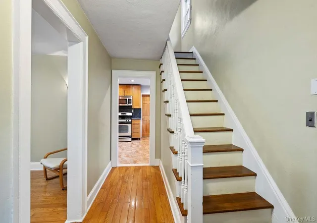 5th image of 43 Van Nostrand Ave, North Hempstead, NY 11024 | MLS# 1002188
