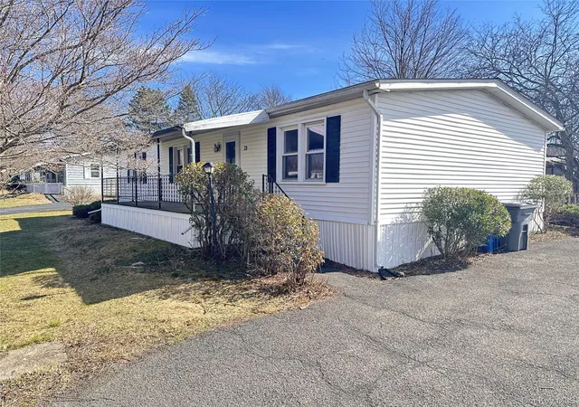 3rd image of 21 Mele Ln, New Paltz, NY 12561 | MLS# 1002219