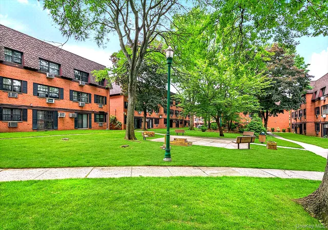 14th image of 220 50 64 Ave #1Fl, Oakland Gardens, NY 11364 | MLS# 1002220