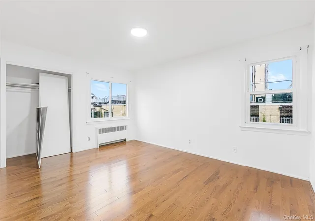 Photo 4 of Sale Pending at 442 Beach 68th St, New York, NY 11692 | MLS# 1002245 | Listing updated on 2026-09-05