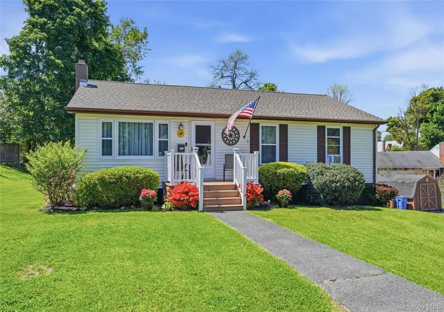 Homes for sale in Kingston, NY | 113 W Chestnut St, Kingston, NY 12401 | MLS# 1002253