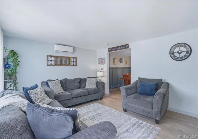Homes for sale in Kingston, NY | 113 W Chestnut St, Kingston, NY 12401 | MLS# 1002253