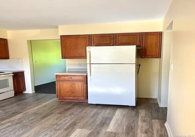5th image of 66-68 Hawthorne, Islip, NY 11730 | MLS# 1002271