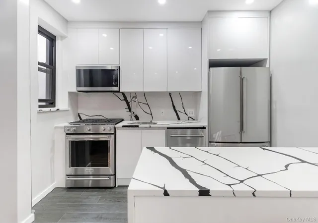 3rd image of 7119 Shore Rd #2C, Brooklyn, NY 11209 | MLS# 1002294