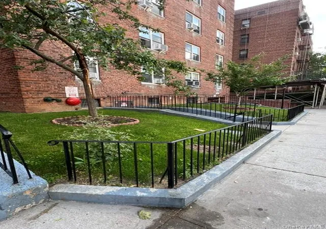 4th image of 64-74 Saunders St #4B, Rego Park, NY 11374 | MLS# 1002306