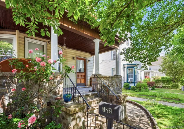 3rd image of 123 Fourth Ave, Pelham, NY 10803 | MLS# 1002324