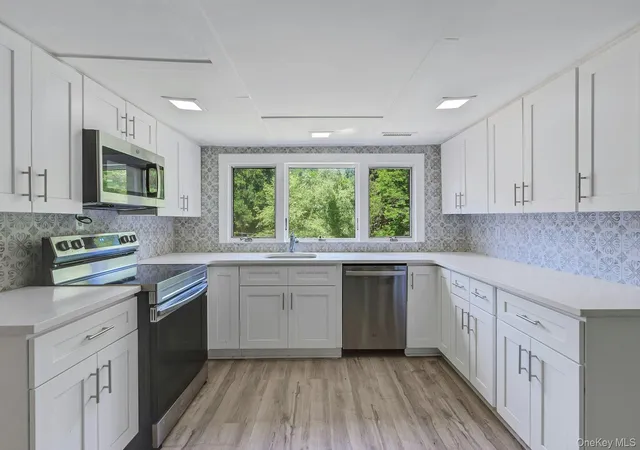 4th image of 6 Woods Rd, Rhinebeck, NY 12572 | MLS# 1002328