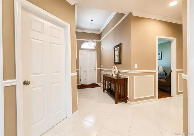 3rd image of 12 Laurel Ln, Holtsville, NY 11742 | MLS# 1002397