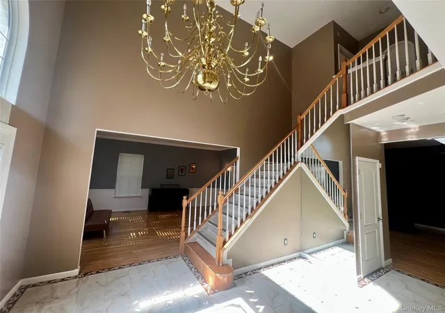 Photo 3 of Sale Pending at 39 Independence Way, Miller Place, NY 11764 | MLS# 1002432 | Listing updated on 2026-07-18