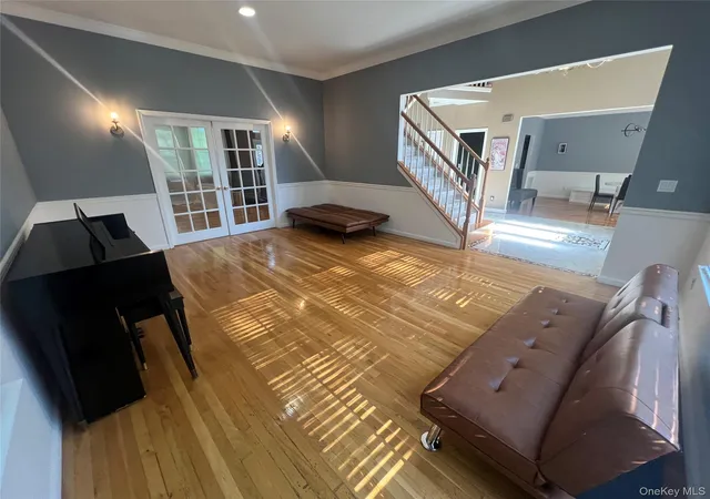 Photo 4 of Sale Pending at 39 Independence Way, Miller Place, NY 11764 | MLS# 1002432 | Listing updated on 2026-07-18