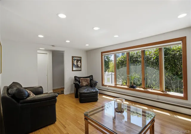 5th image of 32 Meadow Ridge Rd, Patterson, NY 10509 | MLS# 1002436