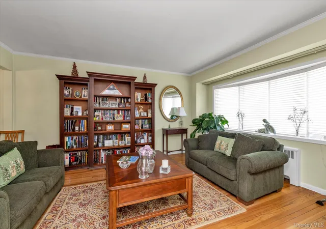 4th image of 668 Mead Ter, Hempstead, NY 11550 | MLS# 1002440