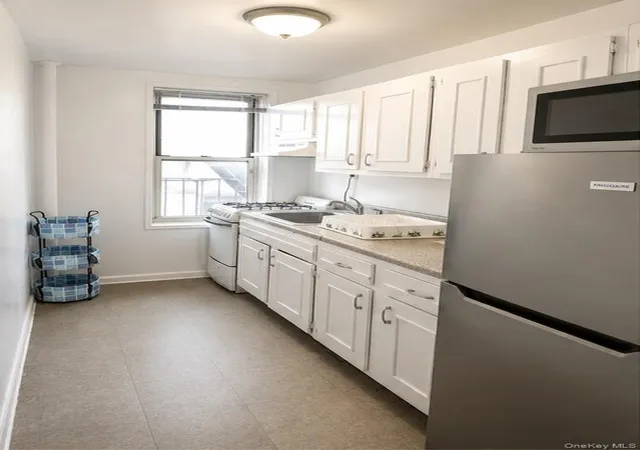 Photo 2 of Condo for sale at 6725 Dartmouth St #3M, Forest Hills, NY 11375 | MLS# 1002453 | Listing updated on 2026-09-05