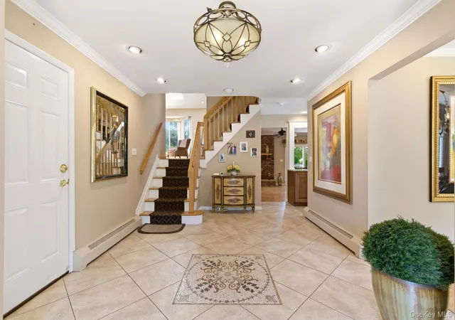 4th image of 33 Roy Dr, Smithtown, NY 11767 | MLS# 1002477
