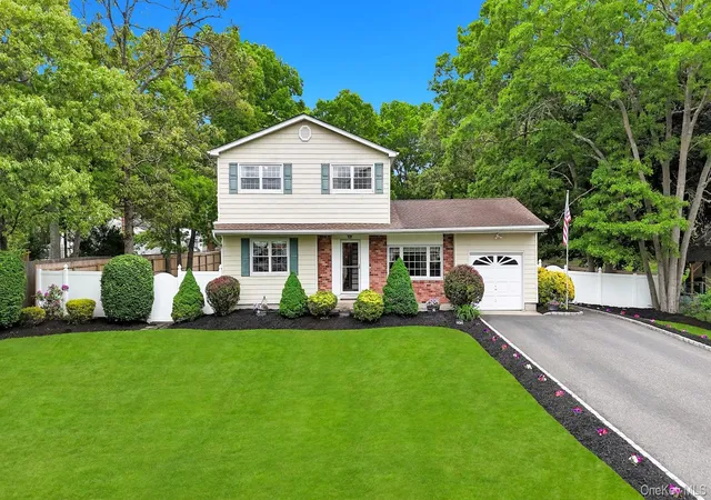 1st image of 277 Magnolia Dr, Selden, NY 11784 | MLS# 1002501