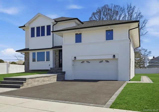 2nd image of 2040 Wellington Ct, Westbury, NY 11590 | MLS# 1002517