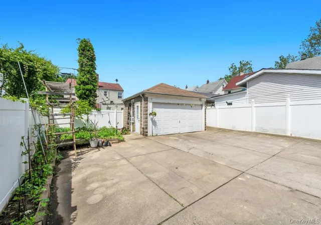 5th image of 50-12 202 St, Oakland Gardens, NY 11364 | MLS# 1002583