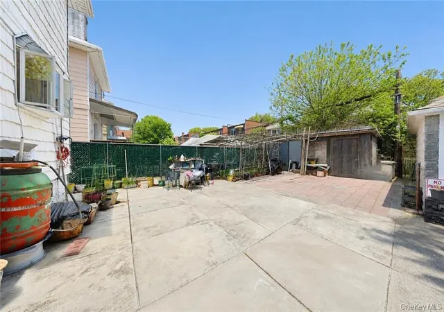 Photo 4 of Single family home for sale at 2675 E 27th Street, Brooklyn, NY 11235 | MLS# 1002612 | Listing updated on 2026-05-26