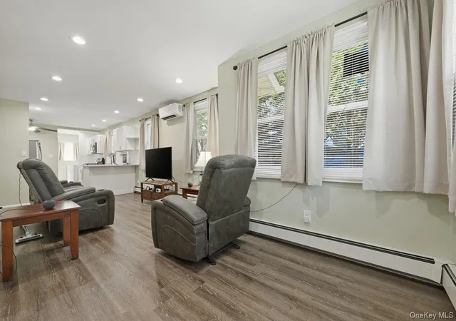5th image of 707 5Th Street Street S, Babylon, NY 11757 | MLS# 1002616