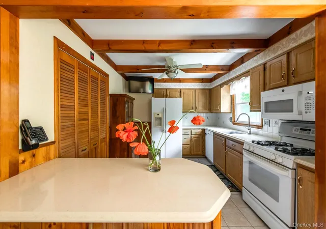 5th image of 956 Pumpkin Ln, Clinton Corners, NY 12514 | MLS# 1002623