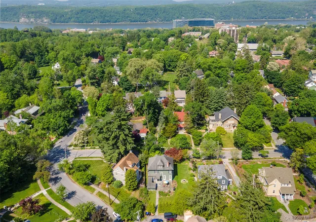 42nd image of 21 Barnard Ave, Poughkeepsie, NY 12601 | MLS# 1002638