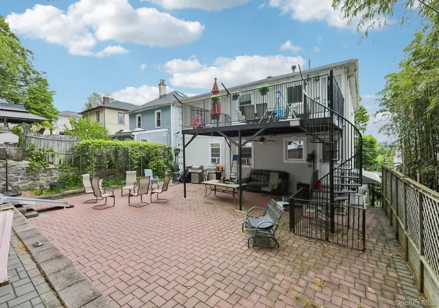 Homes for sale in Yonkers, NY | 583 Bellevue Ave N, Yonkers, NY 10703 | MLS# 1002644