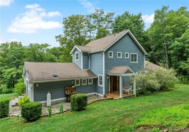 Homes for sale in Philipstown, NY | 52 Old Manitou Rd, Philipstown, NY 10524 | MLS# 1002659