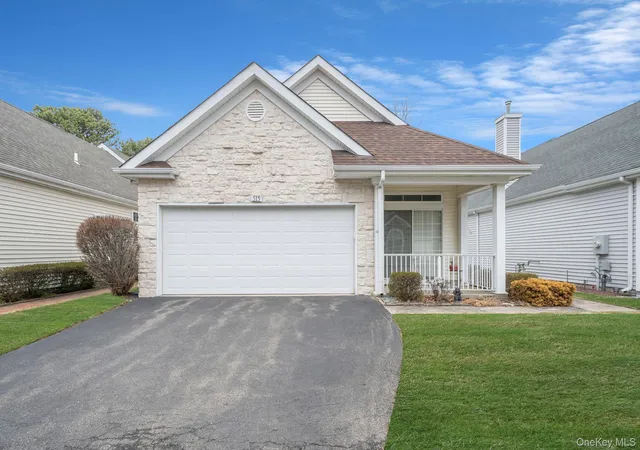 2nd image of 515 Leisure Dr, Brookhaven, NY 11961 | MLS# 1002675