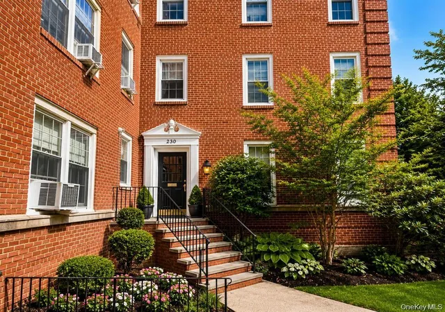 Photo 2 of Condo for sale at 230 Central Ave #3-I, Hempstead, NY 11559 | MLS# 1002727 | Listing updated on 2026-09-04